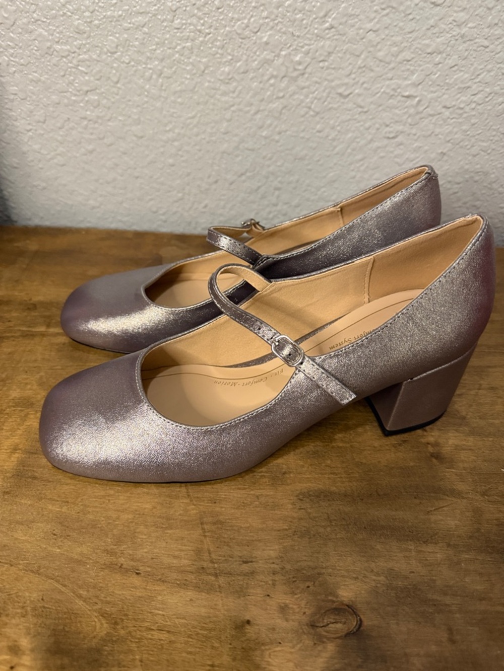 Journey Collection Metallic Pewter Mary Jane Block Heel Pumps size 8